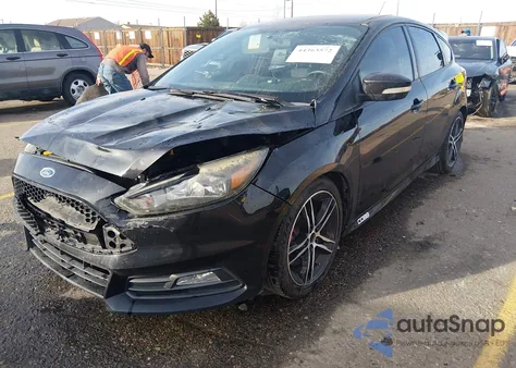 2016 Ford Focus St z USA, uszkodzony, nr VIN 1FADP3L97GL405179